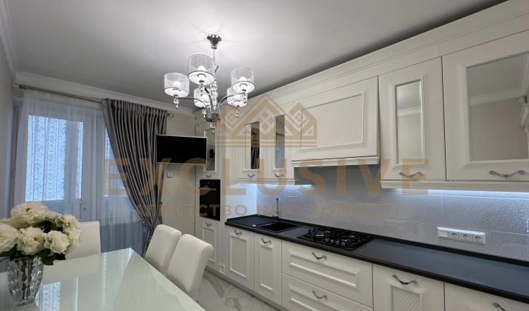 VIP квартира в центрі Житомира на БУЛЬВАРІ